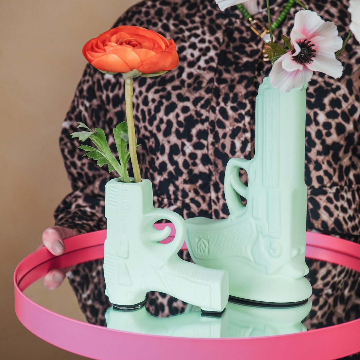Vase - Gun - Mint Grün - 15x9x23cm