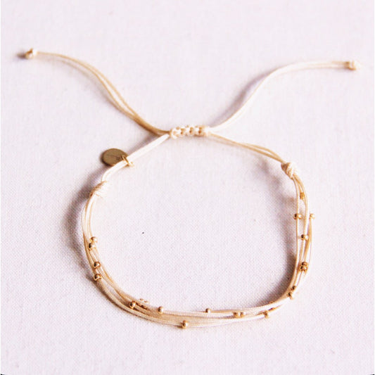 Vierfach -Satinarmband mit Perlen - Sand
