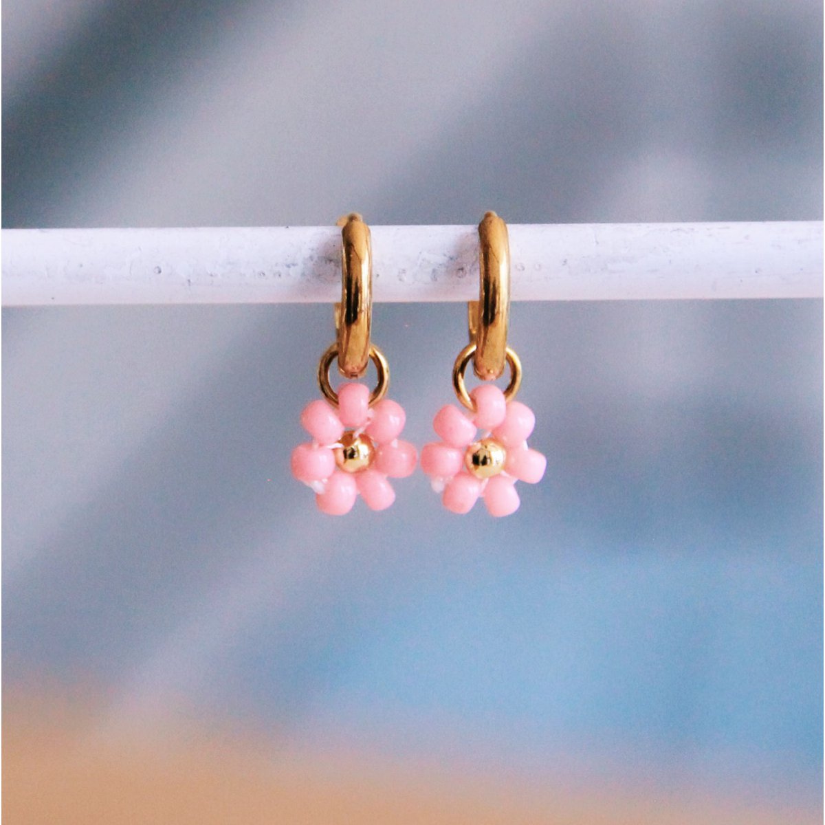 Creolen mit Gänseblümchen - Rosa