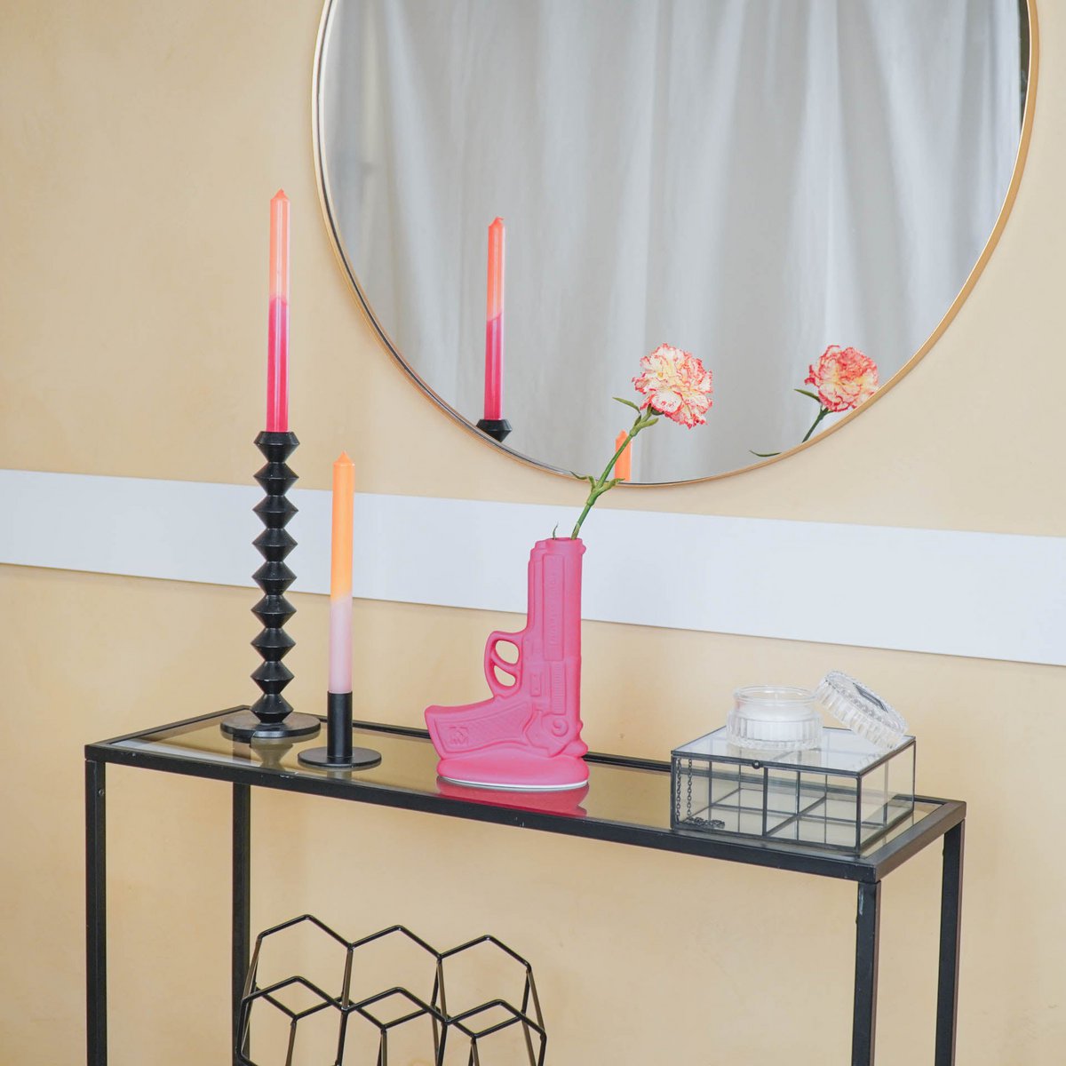 Vase - Gun - Neon Pink - 15x9x23cm