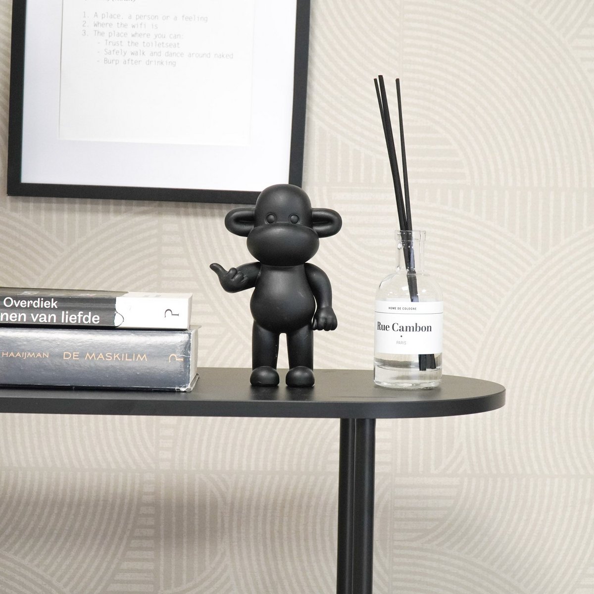 Affenfigur "The Legend" - 11x7x19cm - Schwarz