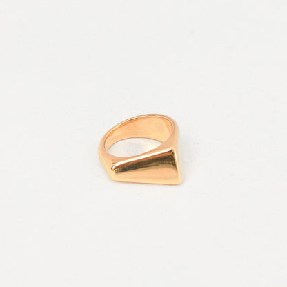 Minimalistischer Dreiecks-Statement-Ring - 18k vergoldet
