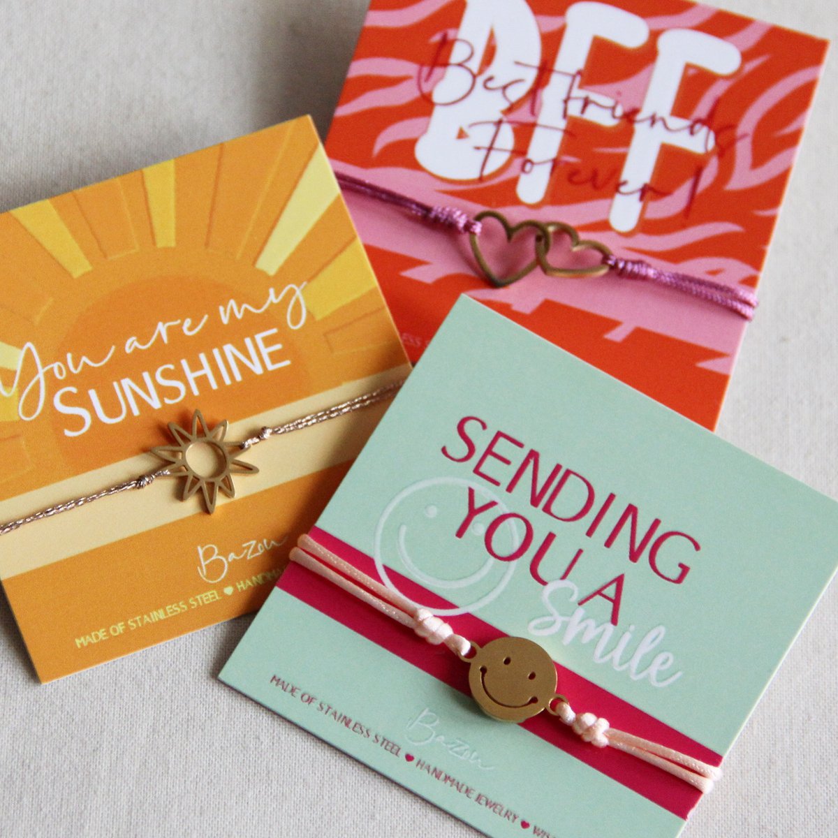 Wishcard mit Satinarmband - SENDING YOU A SMILE