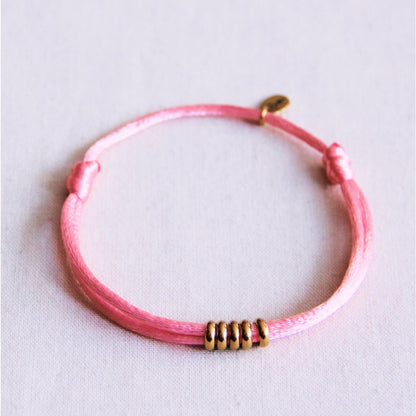 Satinarmband mit Ringen – Rosa/Gold